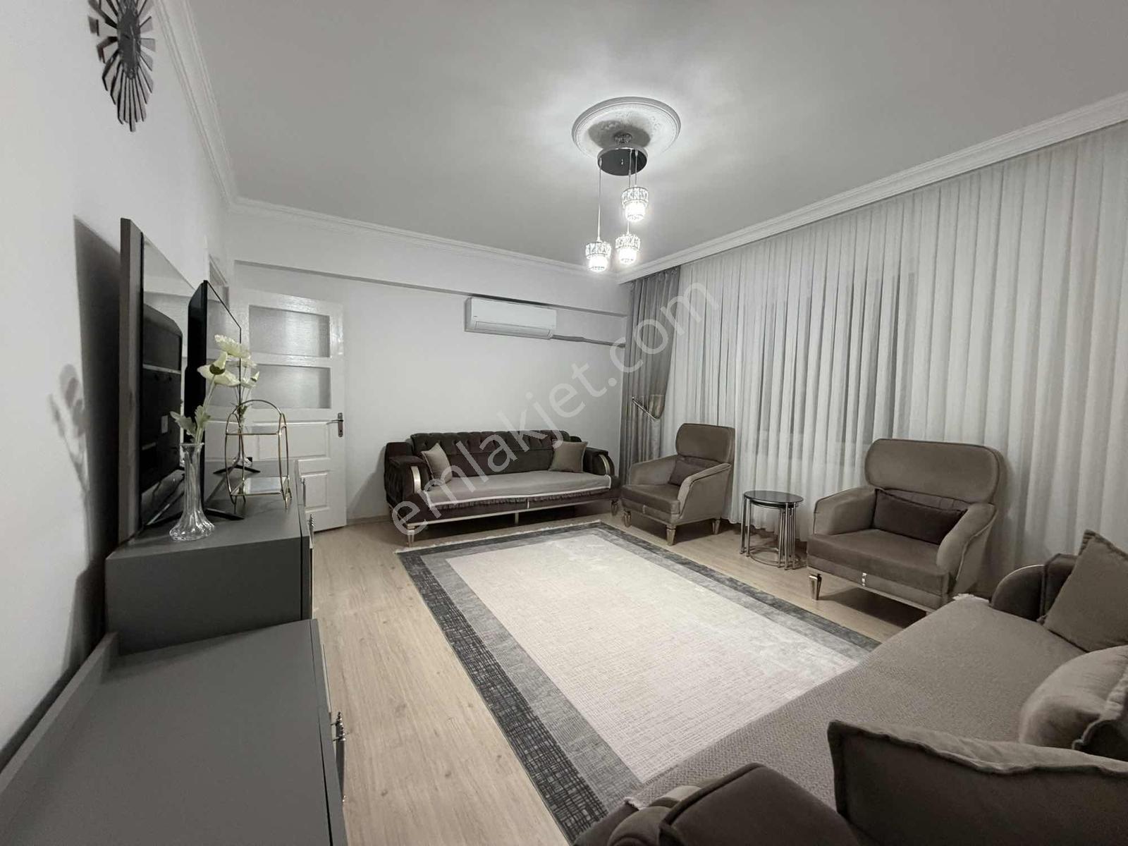 Akkent Kongre Merkezi Civarında Ara Kat 2+1 Satılık Daire — fotoğraf 5