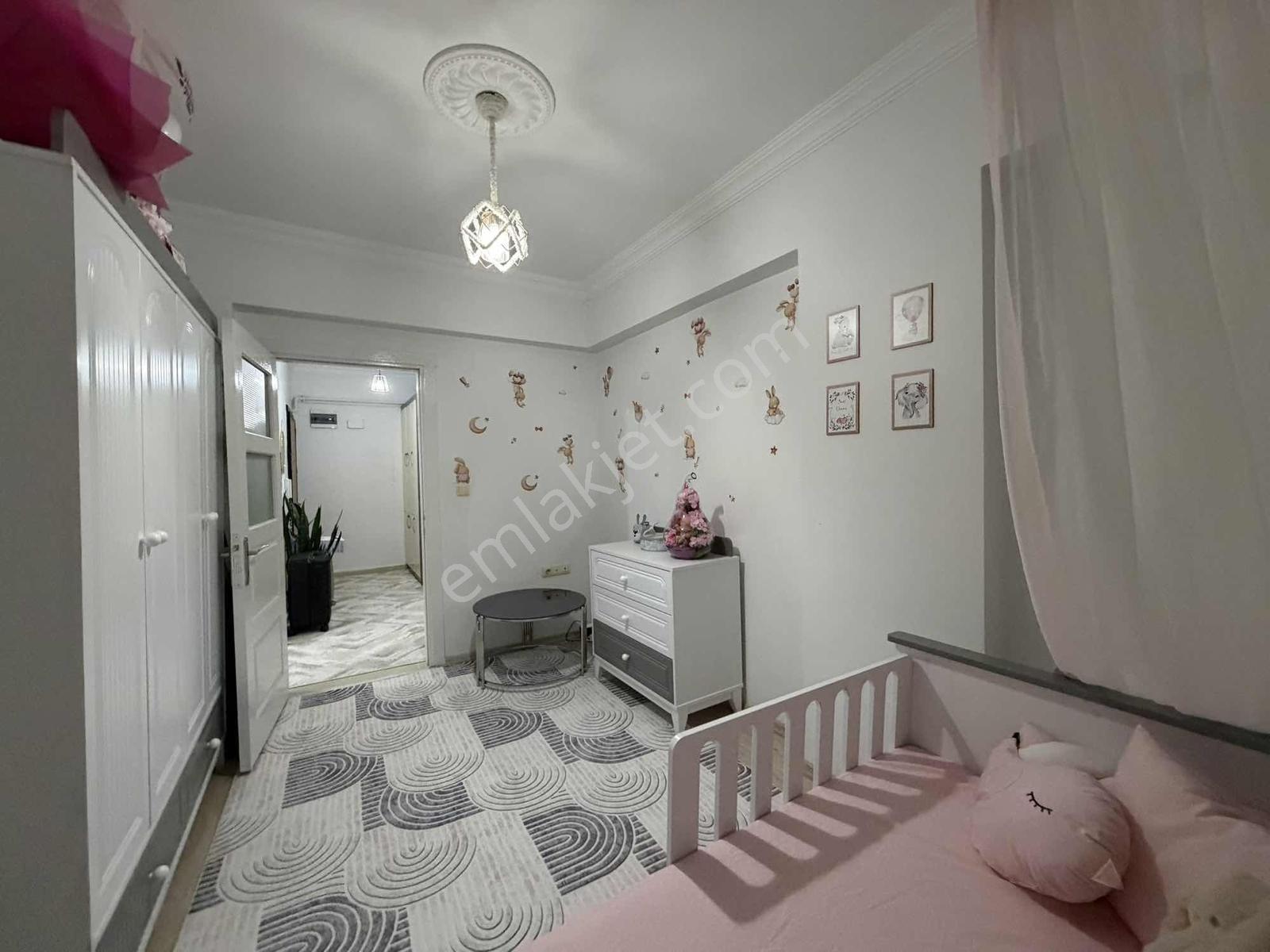 Akkent Kongre Merkezi Civarında Ara Kat 2+1 Satılık Daire — fotoğraf 15