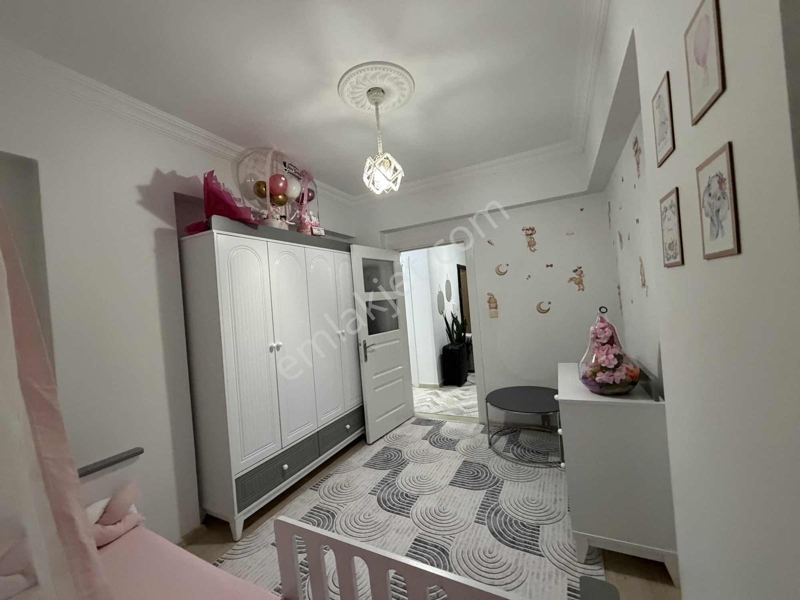 Akkent Kongre Merkezi Civarında Ara Kat 2+1 Satılık Daire — fotoğraf 16