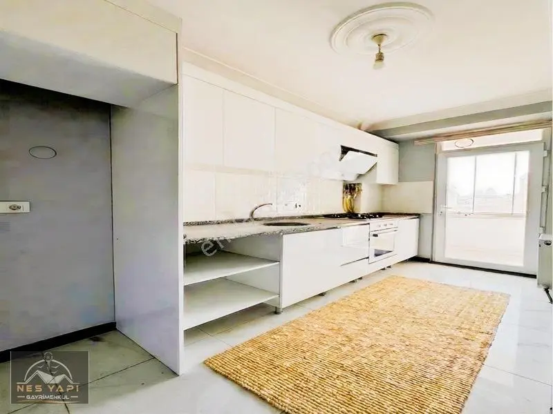 Metrobüse 5 Dk Ön Cephe 2+1 Satılık Yatırımlık Daire!! — fotoğraf 5