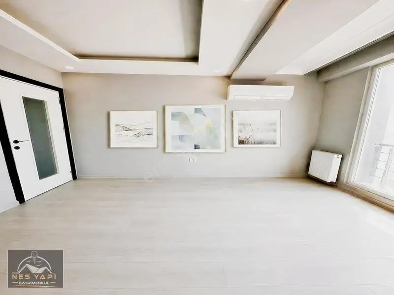 Metrobüse 5 Dk Ön Cephe 2+1 Satılık Yatırımlık Daire!! — fotoğraf 11