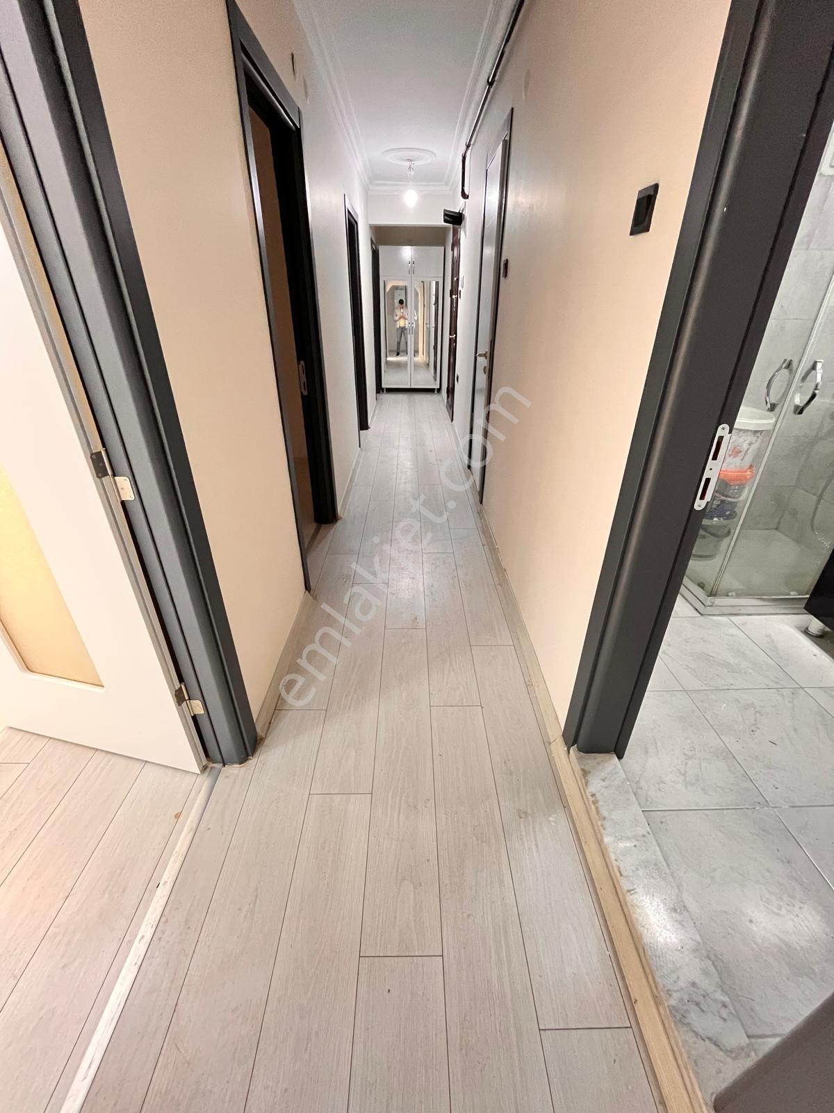 Üçyol Meydan Metro Yakını Lüks Dekorlu 3+1 115m2 Arakat Daire — fotoğraf 14