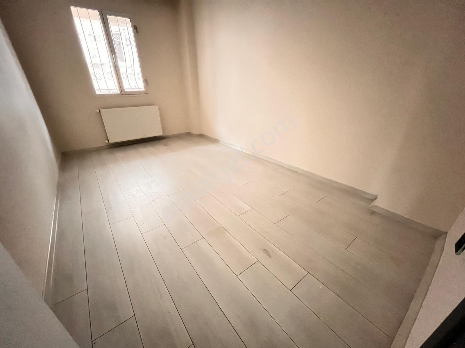 Üçyol Meydan Metro Yakını Lüks Dekorlu 3+1 115m2 Arakat Daire — fotoğraf 16