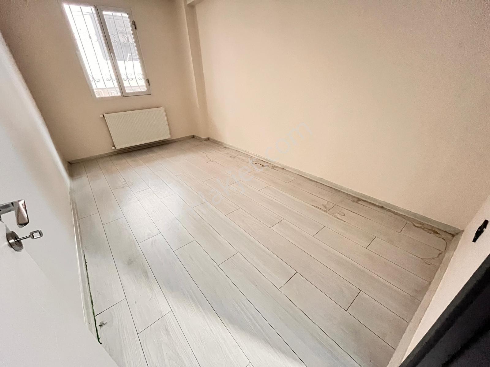 Üçyol Meydan Metro Yakını Lüks Dekorlu 3+1 115m2 Arakat Daire — fotoğraf 19