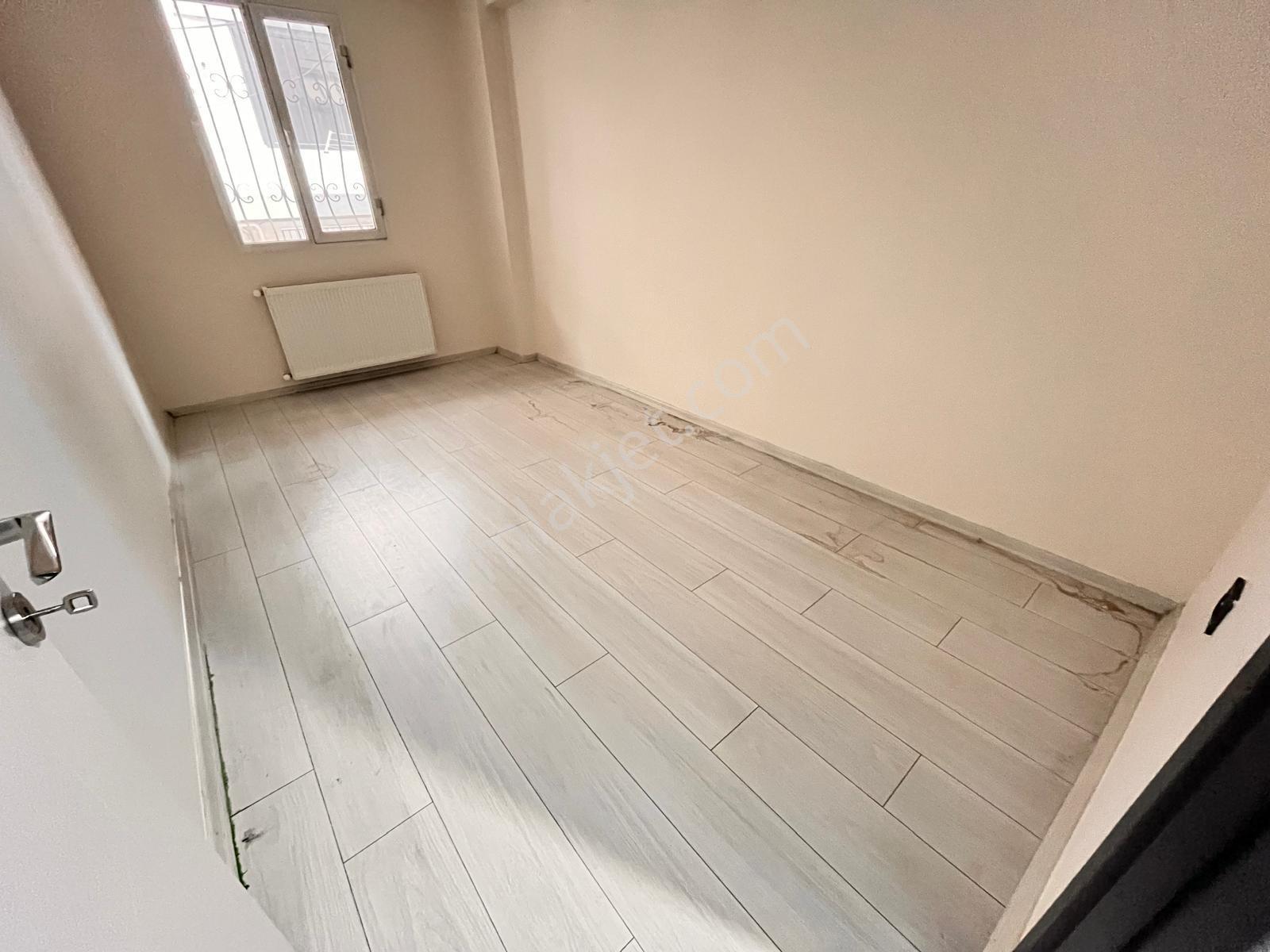 Üçyol Meydan Metro Yakını Lüks Dekorlu 3+1 115m2 Arakat Daire — fotoğraf 20
