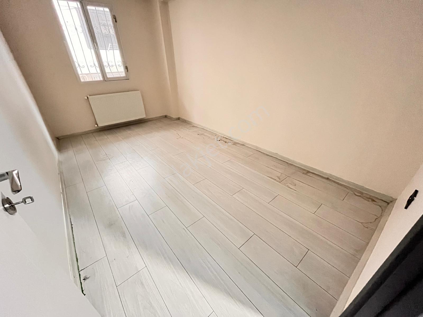Üçyol Meydan Metro Yakını Lüks Dekorlu 3+1 115m2 Arakat Daire — fotoğraf 21
