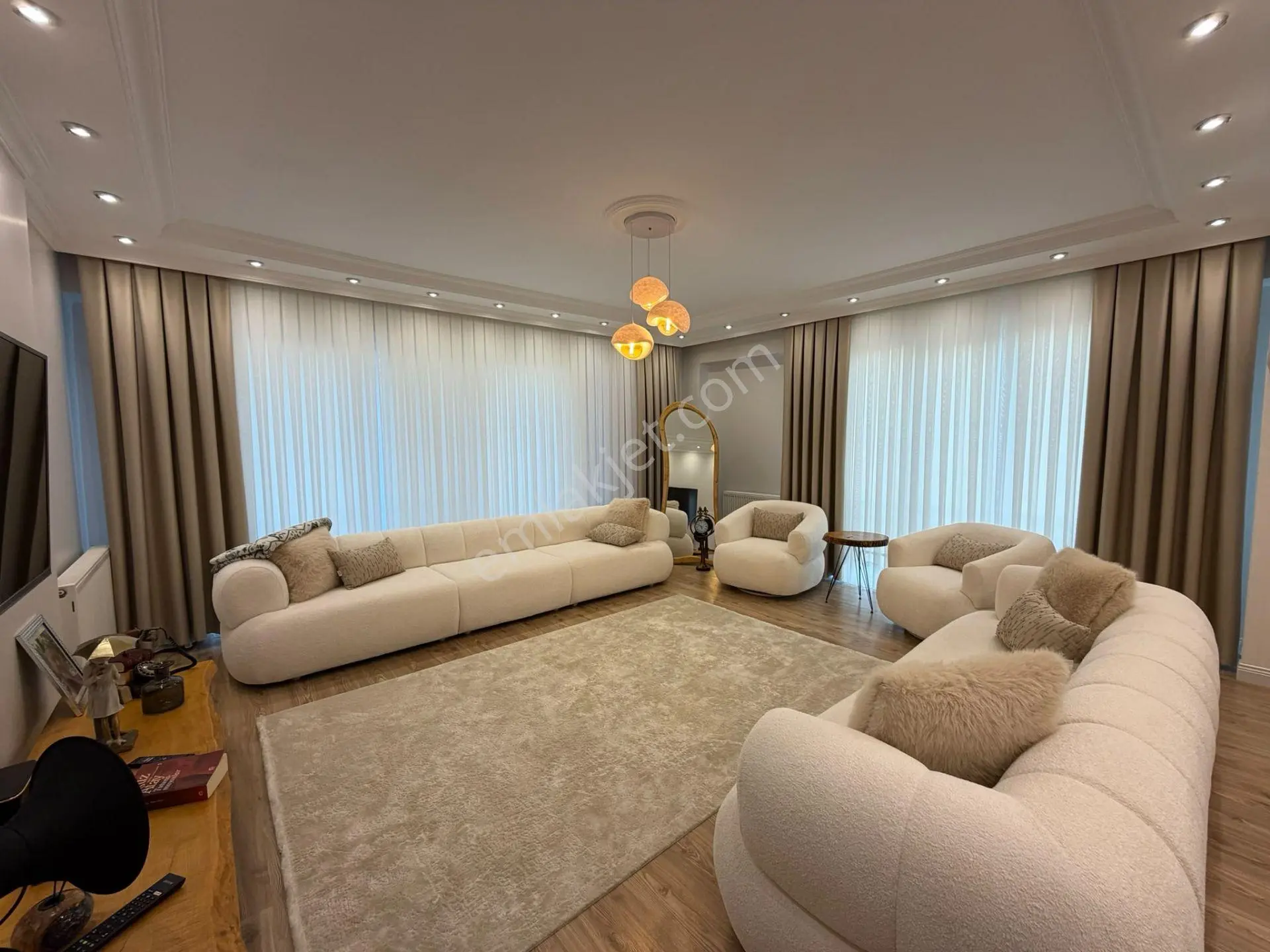 Mertcan'dan Metroya 5dk İki Ailelik Geniş Lüks 5+2 Dubleks Daire — fotoğraf 2