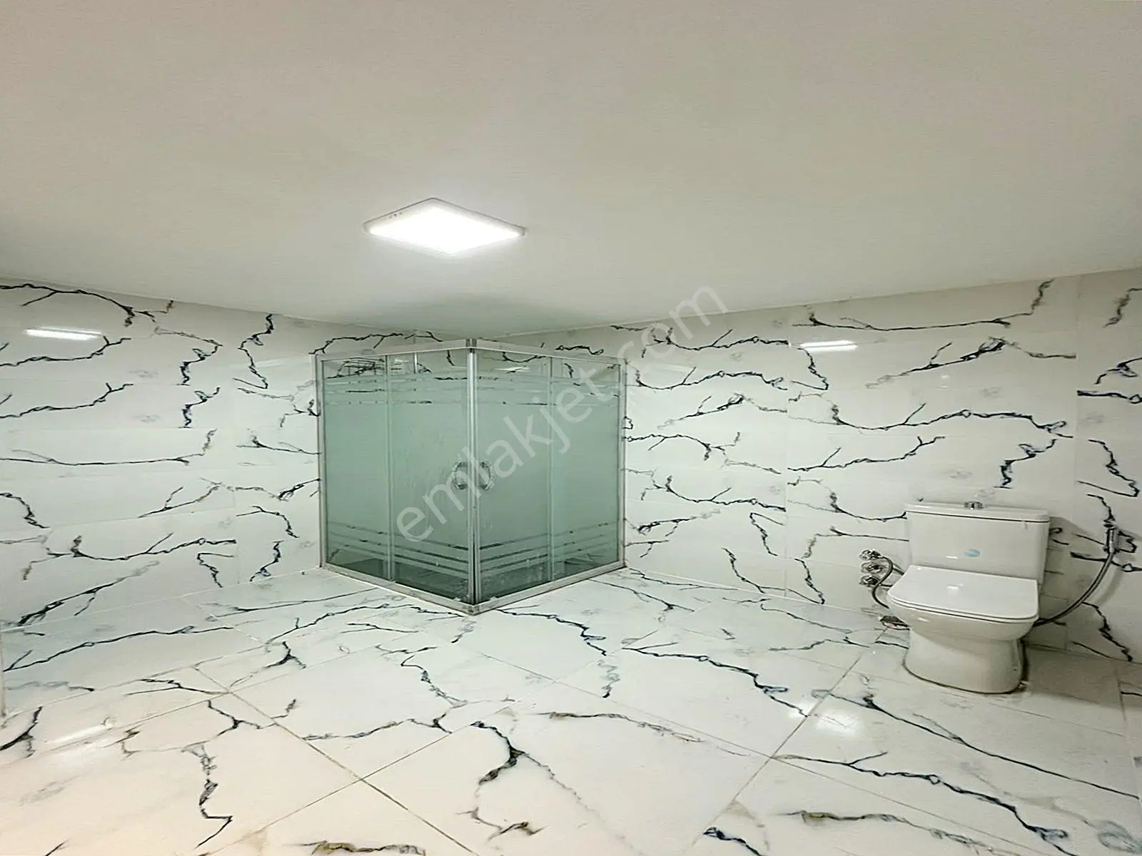 Esenyurt Üniversite Ve Belediye'ye Komşu Lüx Satılık 2+1 Daire! — fotoğraf 22