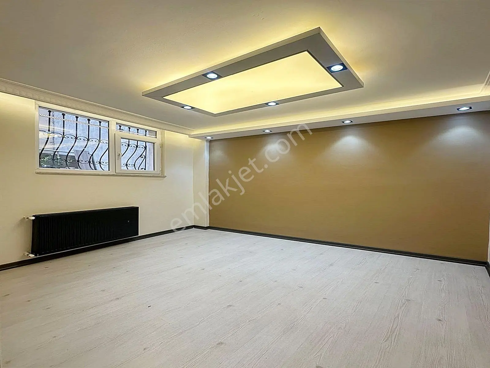 Metrobüse Yürüme Mesafesinde Full Dekorlu Giriş 2+1 Daire!!! — fotoğraf 14