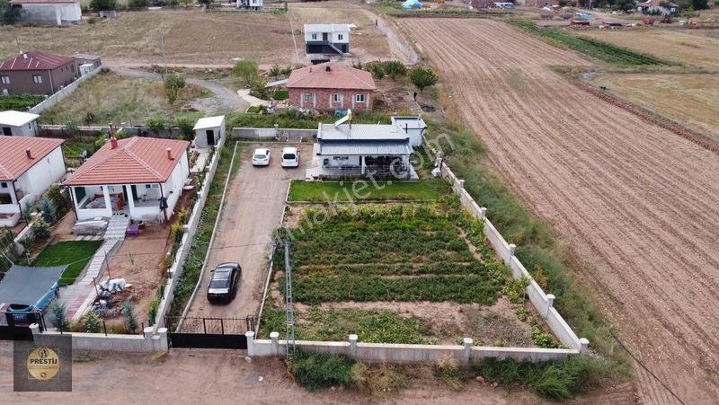 1000 M2 Arsa İçerisinde Yaz-kış Oturulur Butik Villa