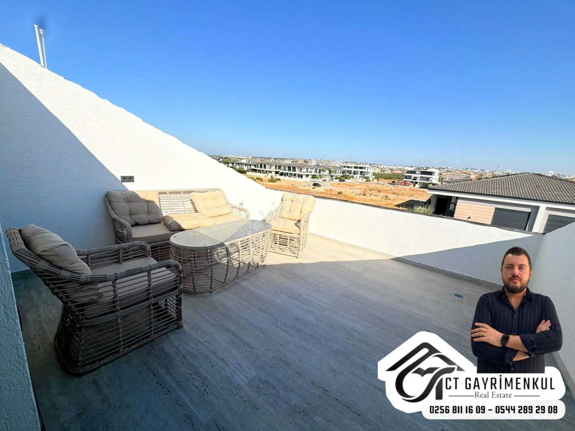 Didim'de Satılık 3+1 Müstakil Girişli Havuzlu Bahçeli Full Eşyalı Tripleks Villa — fotoğraf 2