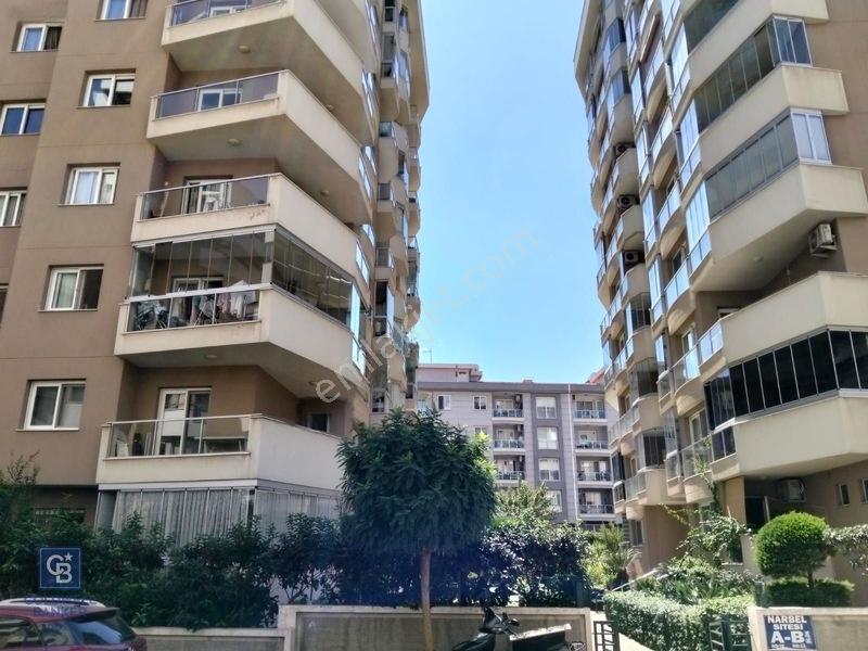 Narlıdere Yenikale'nin En Gözde Sitesinde Ferah Satılık Daire — fotoğraf 3