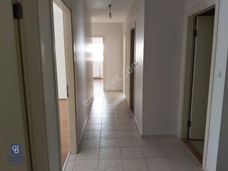 Narlıdere Yenikale'nin En Gözde Sitesinde Ferah Satılık Daire — fotoğraf 26