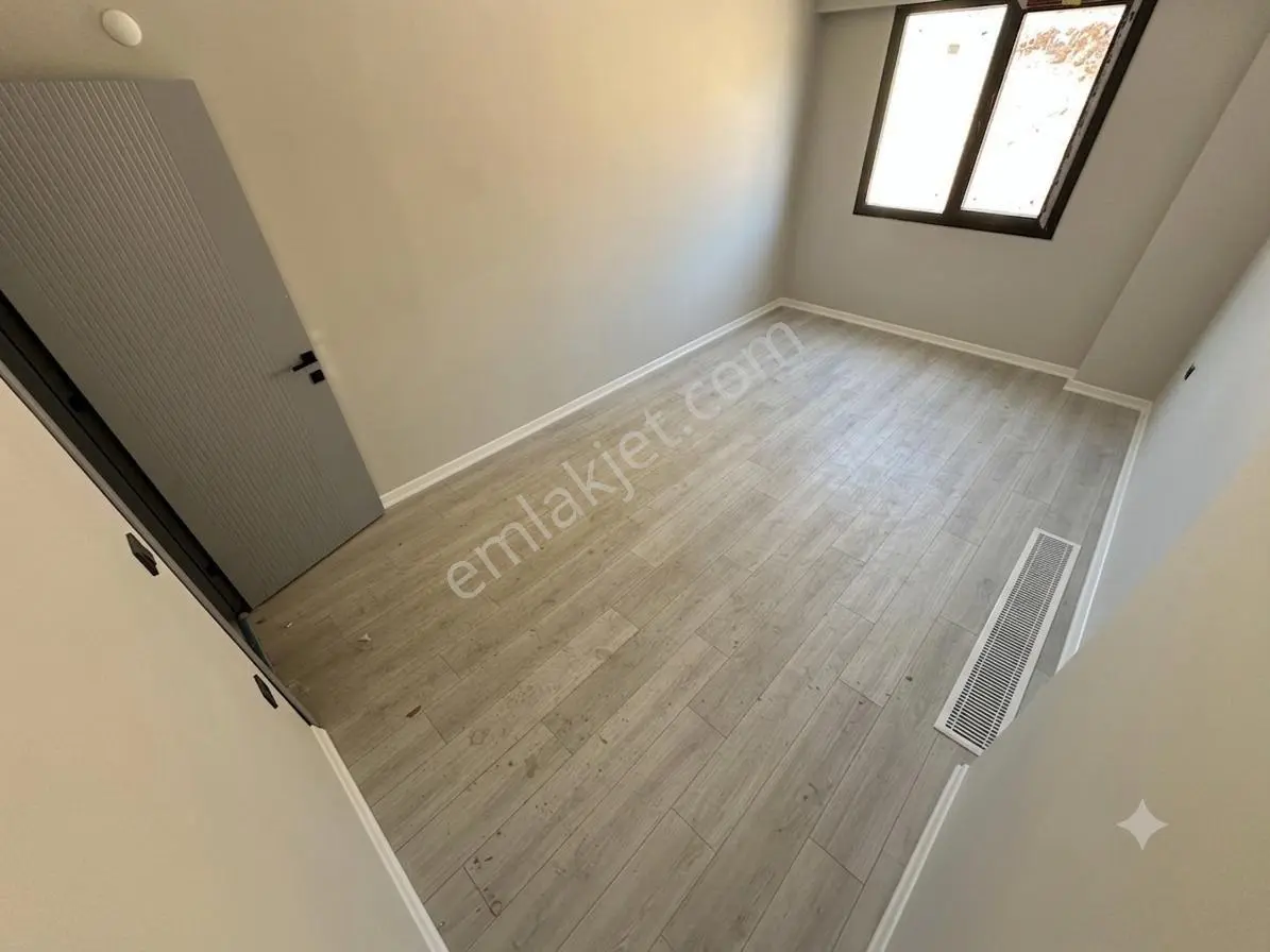 ꧁ay Emlaktan꧂kazdağları Eteklerinde Yüzme Havuzlu Deniz Manzaralı Ön Cephe Satılık 2+1 Lüks Daire — fotoğraf 22