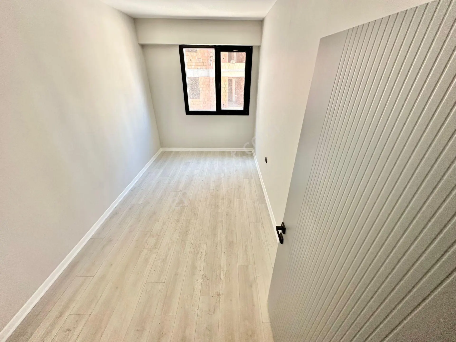 ꧁ay Emlaktan꧂kazdağları Eteklerinde Yüzme Havuzlu Deniz Manzaralı Ön Cephe Satılık 2+1 Lüks Daire — fotoğraf 28