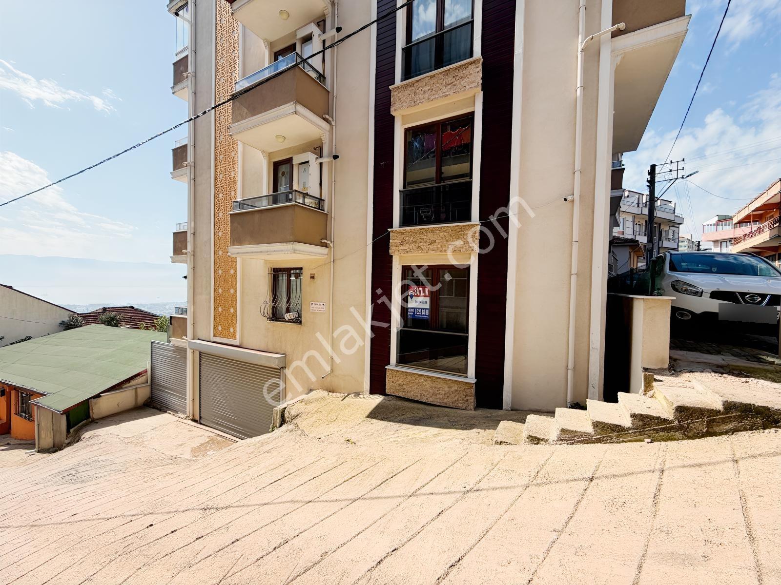 Merkeze Yakın 2+1 Otoparklı Satılık Daire — fotoğraf 3