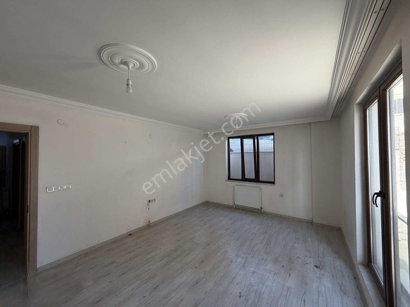 Merkeze Yakın 2+1 Otoparklı Satılık Daire — fotoğraf 17