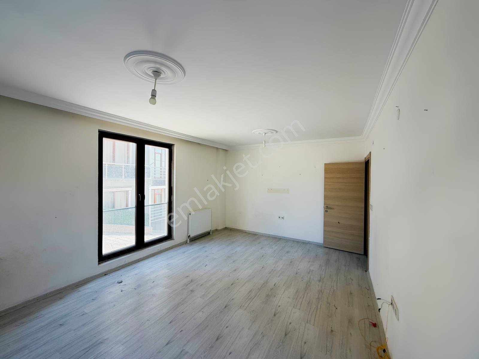 Merkeze Yakın 2+1 Otoparklı Satılık Daire — fotoğraf 19