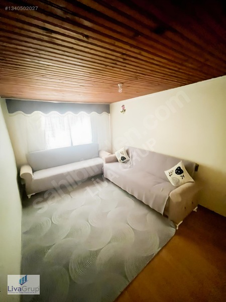 Güngören'de Yatırımlık 2.5+1 Çatı Katı Daire — fotoğraf 16