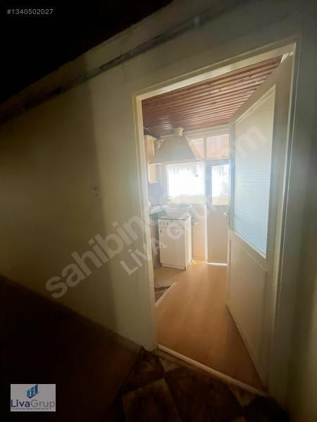 Güngören'de Yatırımlık 2.5+1 Çatı Katı Daire — fotoğraf 17
