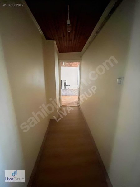 Güngören'de Yatırımlık 2.5+1 Çatı Katı Daire — fotoğraf 18