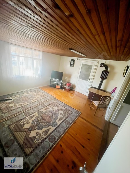 Güngören'de Yatırımlık 2.5+1 Çatı Katı Daire — fotoğraf 20