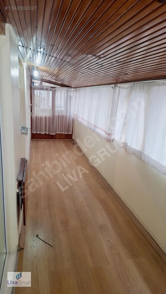 Güngören'de Yatırımlık 2.5+1 Çatı Katı Daire — fotoğraf 29