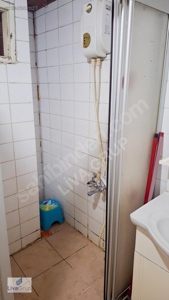 Güngören'de Yatırımlık 2.5+1 Çatı Katı Daire — fotoğraf 39
