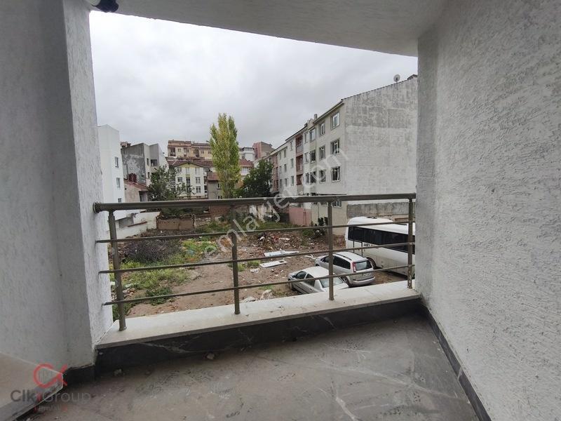Clk Gm'den Ömerağa'da Fırsat Ara Kat 3+1 Cadde Üstü Satılık — fotoğraf 7