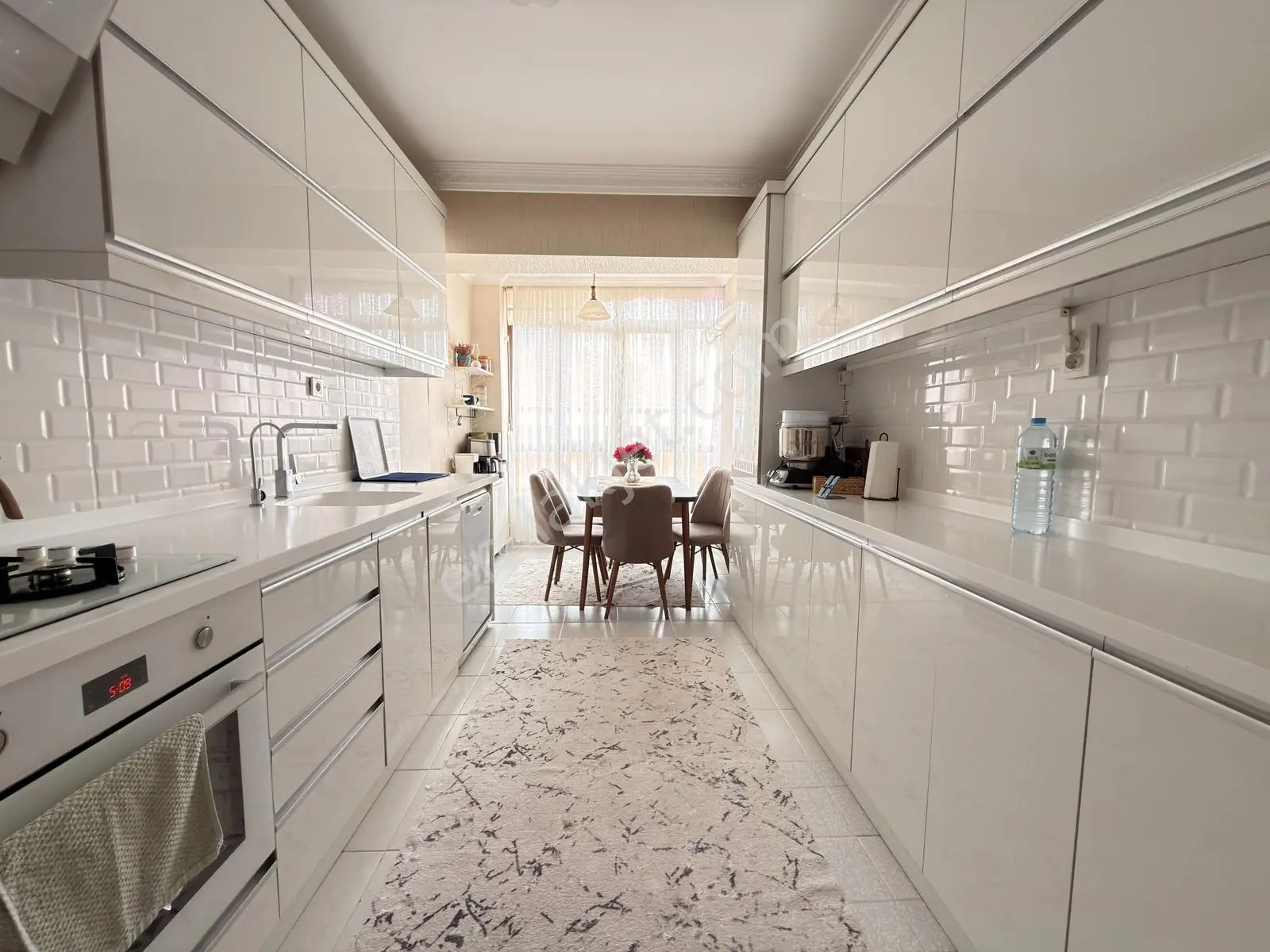 Vip'Den Merkezi Konum Ön Cephe Fırsat Fiyata Satılık 3+1 Daire