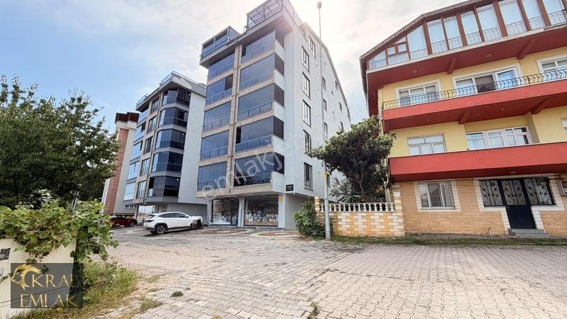 Eski Hastane Yanında Geniş Deniz Manzaralı 2+1 Satılık Daire