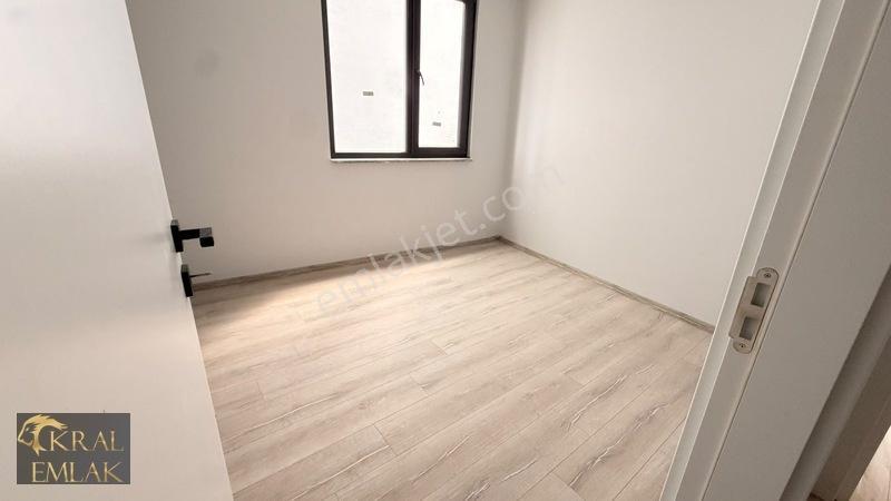 Eski Hastane Yanında Geniş Deniz Manzaralı 2+1 Satılık Daire — fotoğraf 8