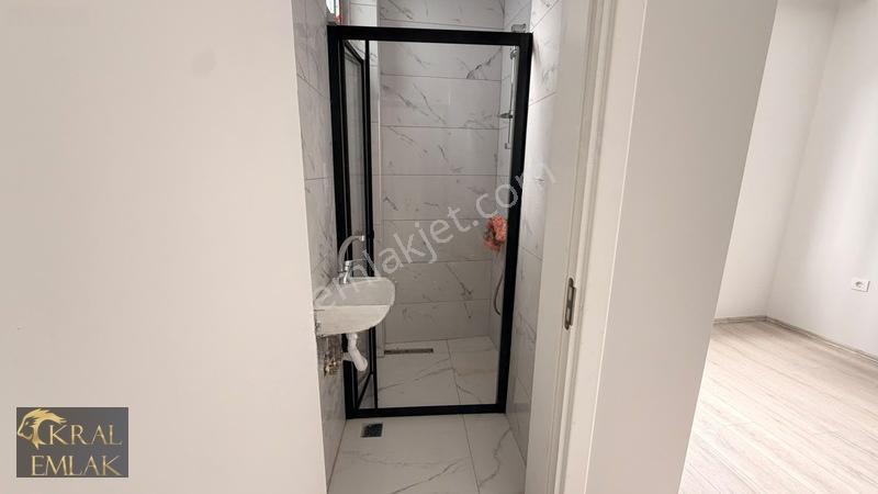 Eski Hastane Yanında Geniş Deniz Manzaralı 2+1 Satılık Daire — fotoğraf 10