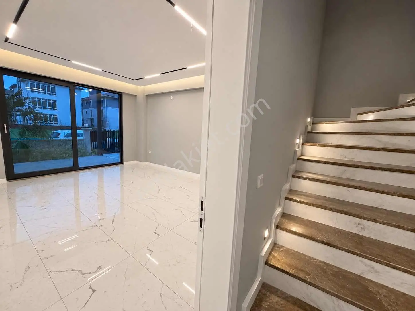 Serdivan Satılık Villa 4+1 Müstakil Giriş Ve Bahçesi Remax Ay — fotoğraf 10