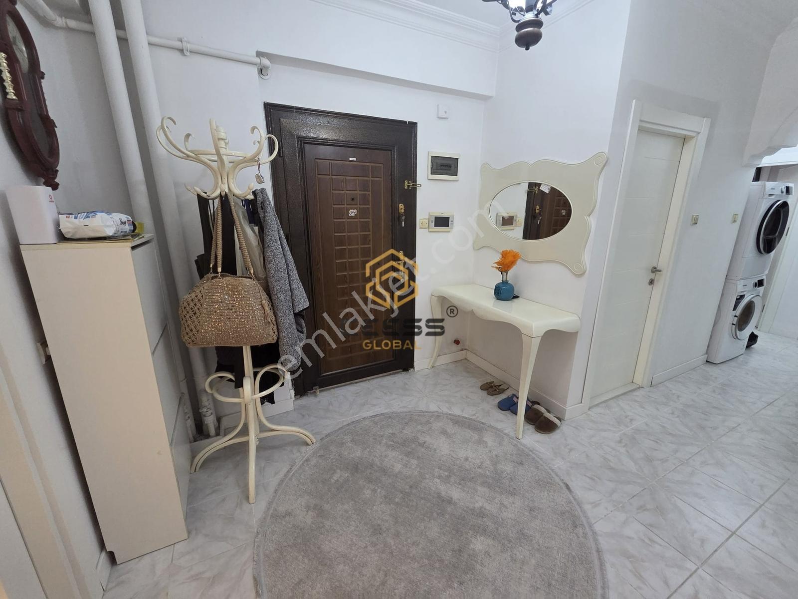 Trabzon Beşirli Zehiroğlu Sitesinde Satılık 3+1 Daire — fotoğraf 5