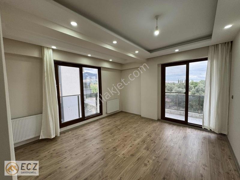 Ecz Gayrimenkul Den Satılık 2+1 Kapalı Mutfak Fatih Mah — fotoğraf 32
