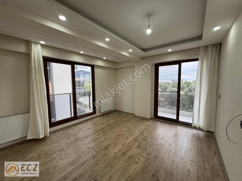 Ecz Gayrimenkul Den Satılık 2+1 Kapalı Mutfak Fatih Mah — fotoğraf 33