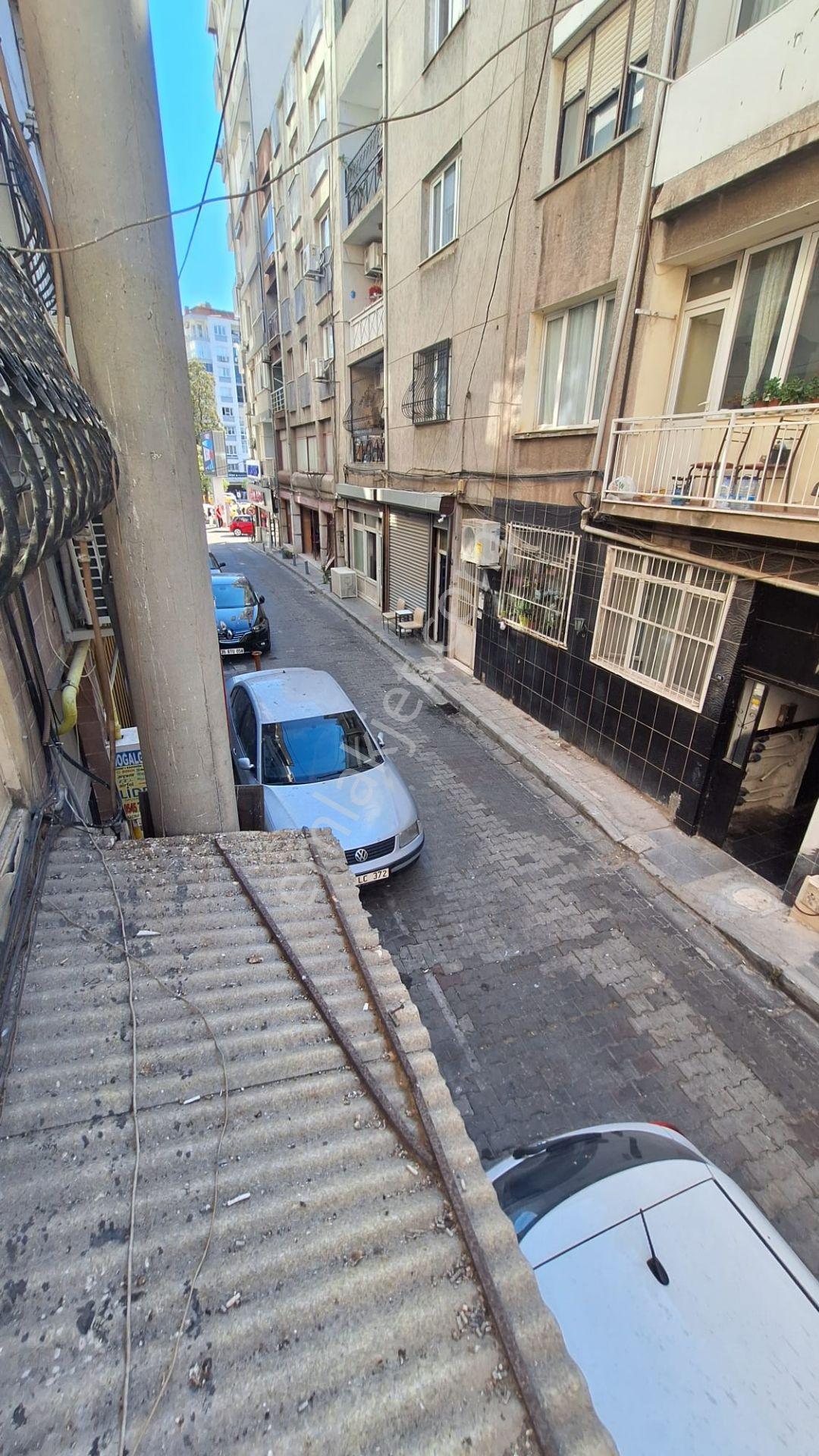 Üçyol Metro Yanı Arakat 3+1 Satılık Daire — fotoğraf 11