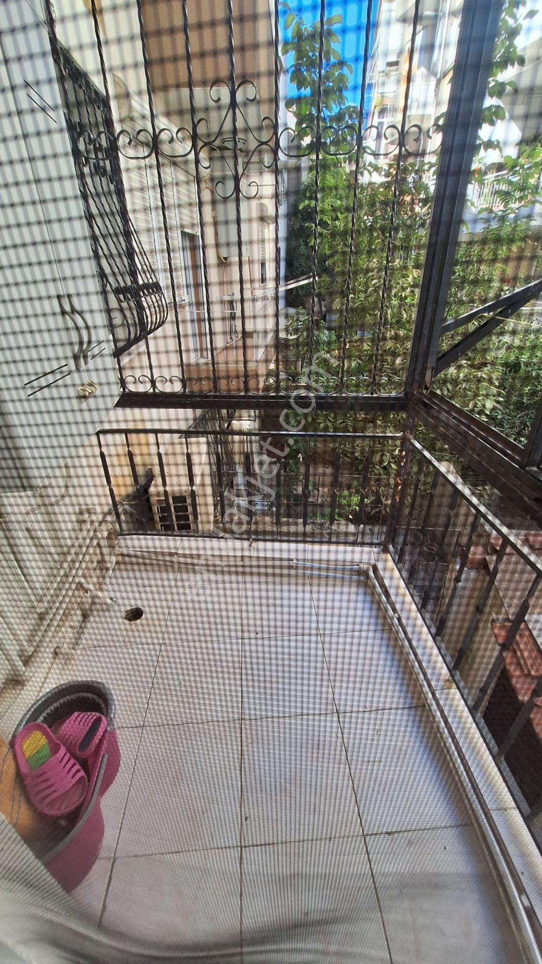 Üçyol Metro Yanı Arakat 3+1 Satılık Daire — fotoğraf 16