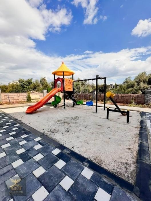 Tramvay_yakını_cadde_üzeri_ebeveyn_banyo'lu_geniş_lüks_3+1_daire — fotoğraf 2