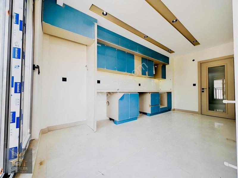 Tramvay_yakını_cadde_üzeri_ebeveyn_banyo'lu_geniş_lüks_3+1_daire — fotoğraf 8