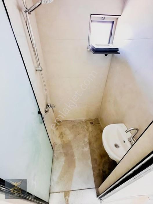 Tramvay_yakını_cadde_üzeri_ebeveyn_banyo'lu_geniş_lüks_3+1_daire — fotoğraf 19