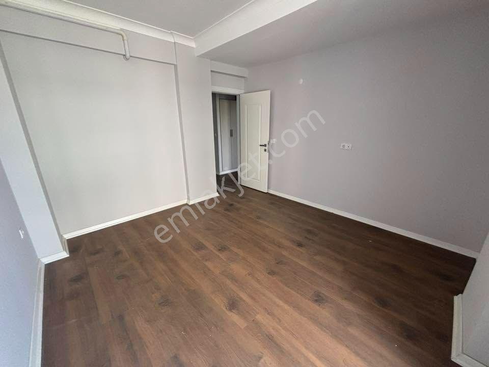 Tc Emlaktan Satılık Sıfır Site İçersinde ! 2+1 90 M2 Arakat — fotoğraf 14