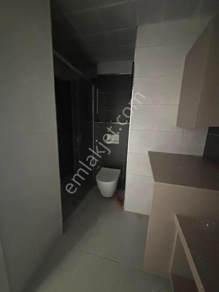 Tc Emlaktan Satılık Sıfır Site İçersinde ! 2+1 90 M2 Arakat — fotoğraf 17