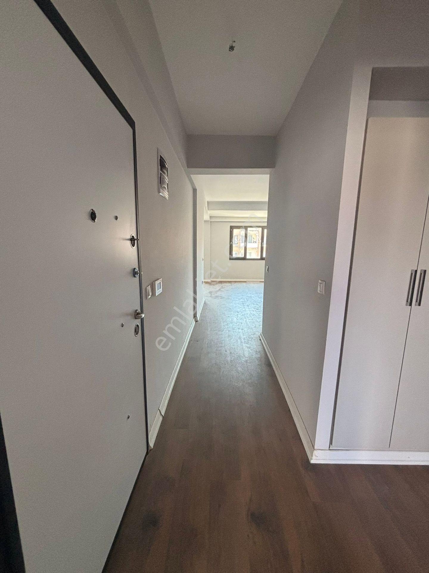 Tc Emlaktan Satılık Sıfır Site İçersinde ! 2+1 90 M2 Arakat — fotoğraf 22