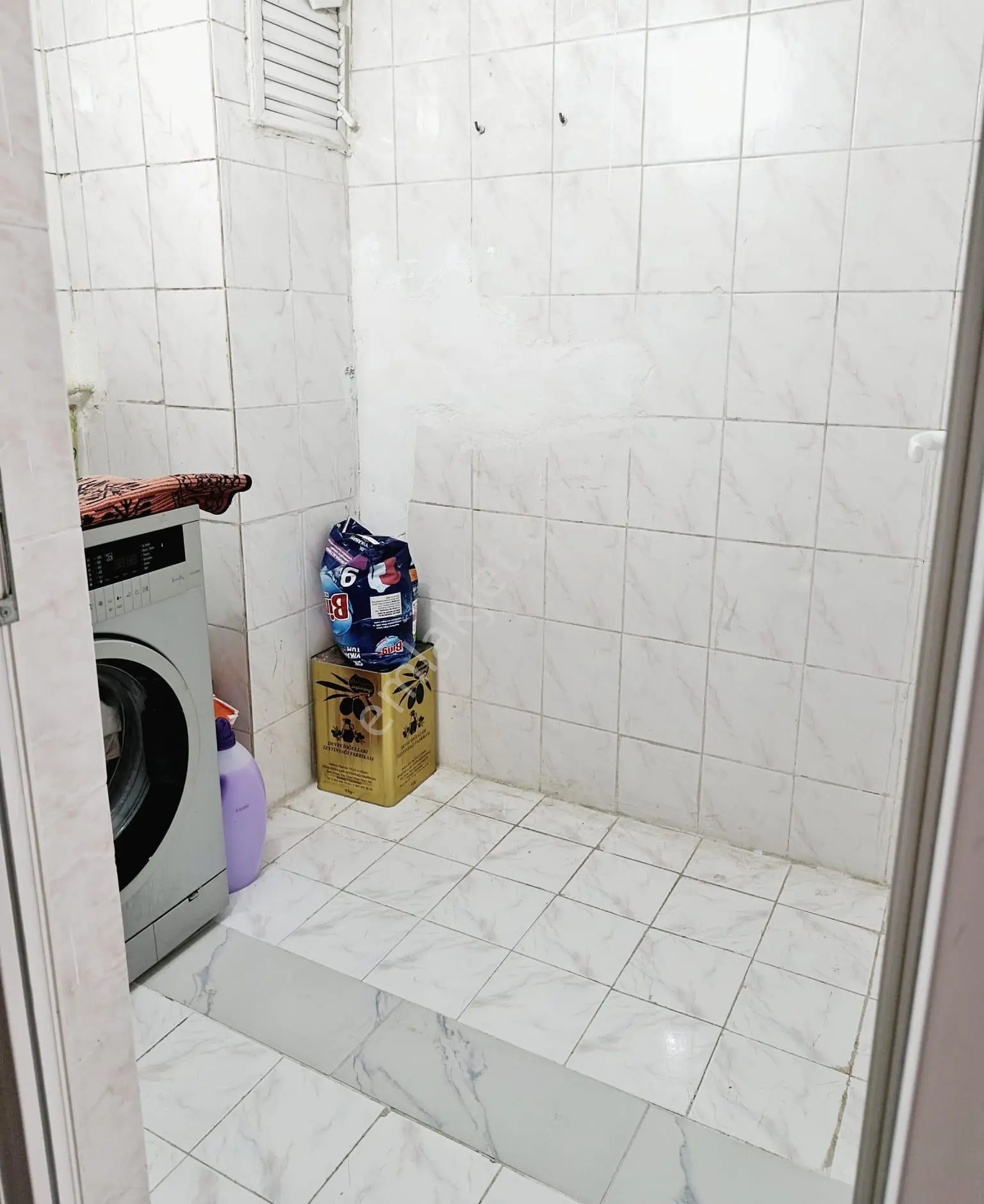 3+1yurt 9-4katı Dgaz 200m2 Site İçinde Kiler Kap.mutfak Cam Balkon D.şebeke Hasarsız Kgd Cephe, — fotoğraf 21