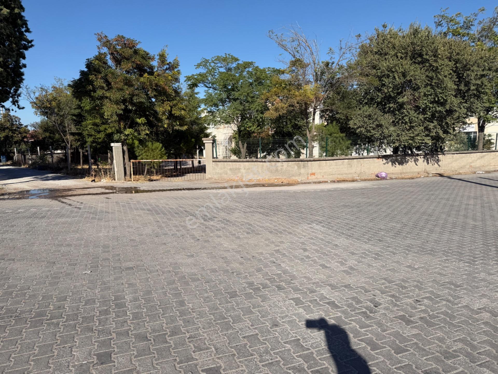 Akhisar Kapaklı'da Satılık Villa İmarlı Arsa — fotoğraf 2