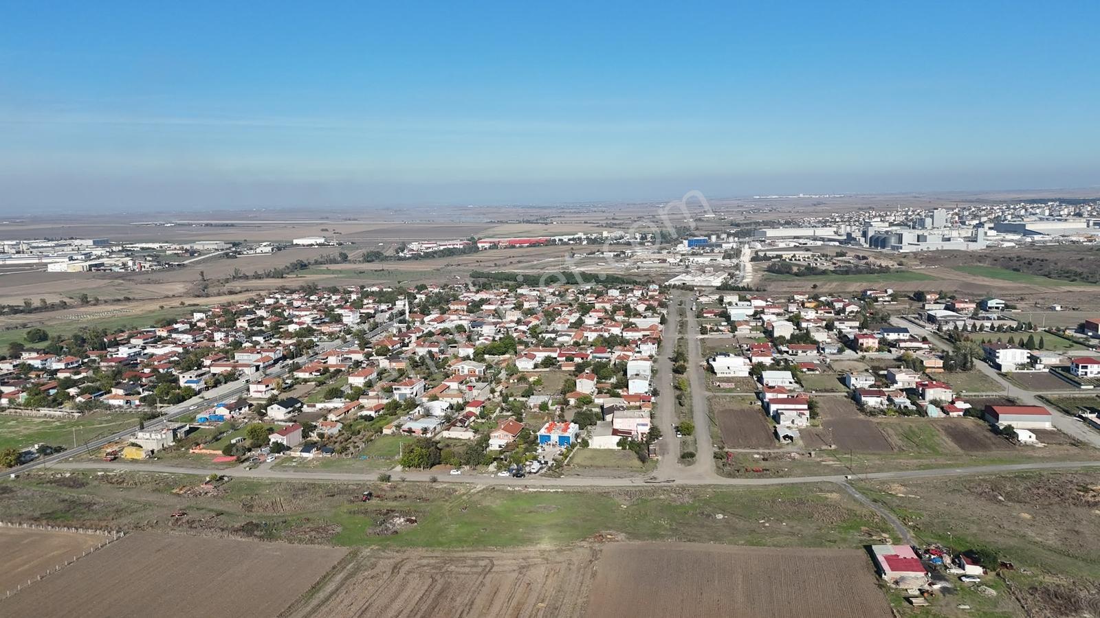 Güven'den Ergene'de 10.130m² Tek Tapu Tarla Yola Cephe Şok Fiyat — fotoğraf 3