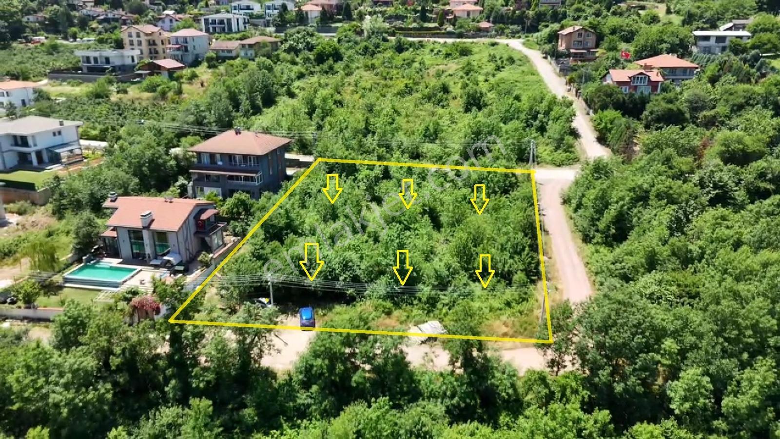 Kartepe Derbentte Prestijli Konumda Satılık Arsa 2.468,72 M² — fotoğraf 2