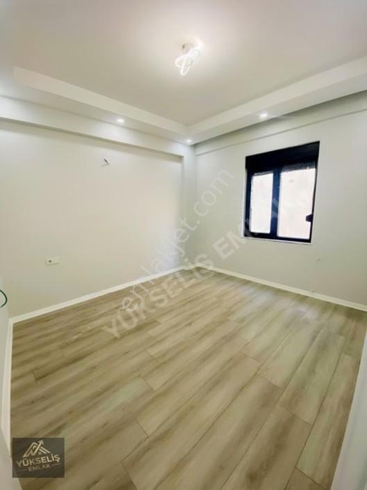 Kasaplar Mahallesi'nde 1 + 1 Yüksek Giriş Dairemiz Satılıktır — fotoğraf 3